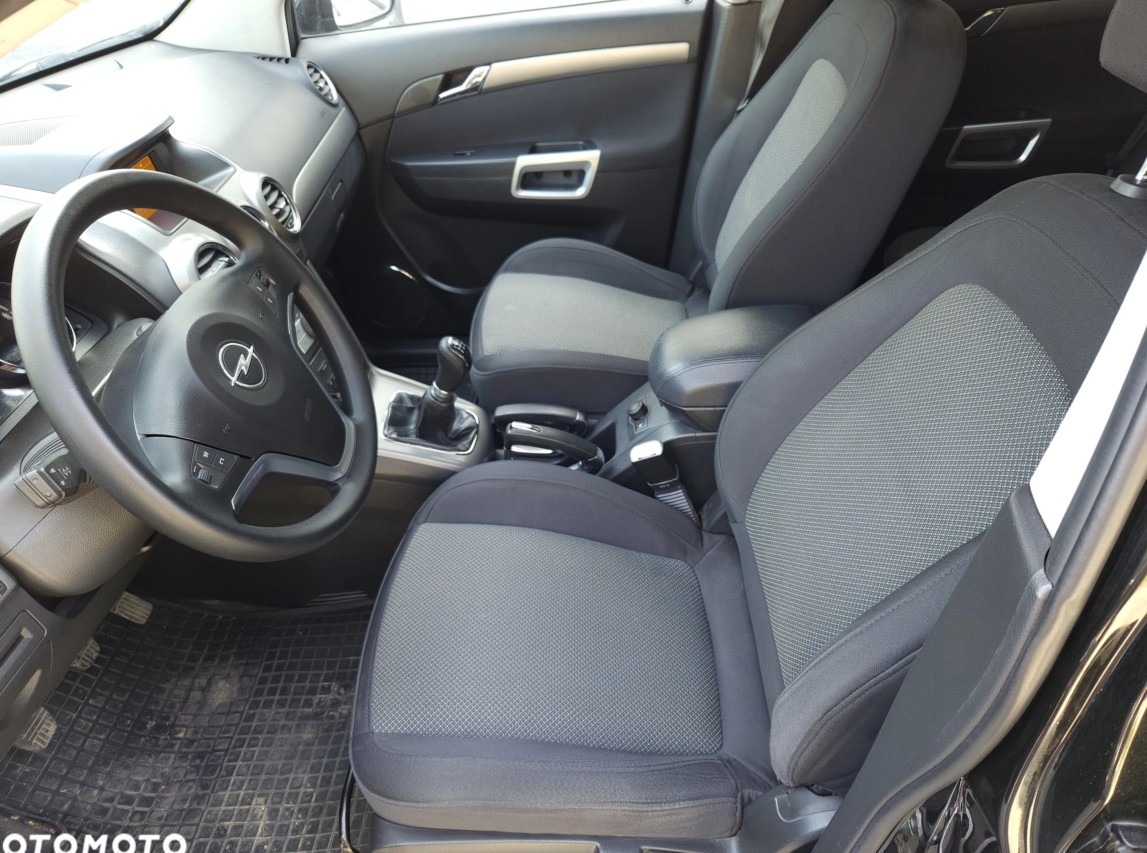 Opel Antara cena 22900 przebieg: 235000, rok produkcji 2008 z Słupca małe 172